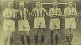 1923-24 Forward Line03